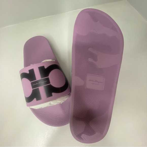 Ferragamo Gancini Pool Slides - NWT and box and dust bag - Picture 7 of 12